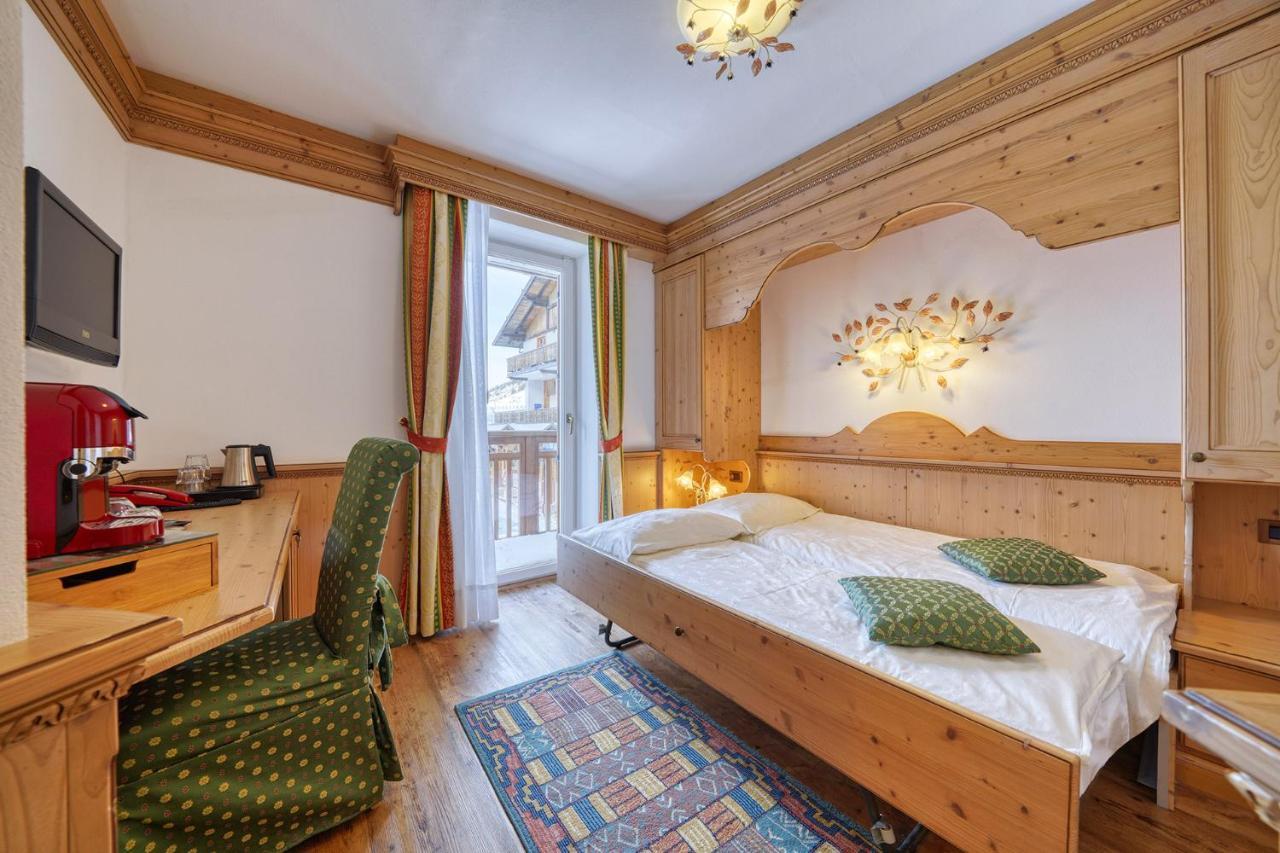 La Torretta Hotel Passo del Tonale Exterior photo
