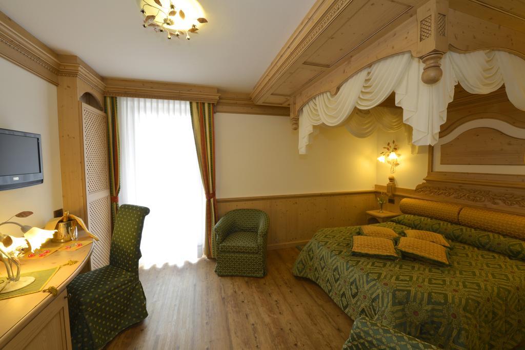 La Torretta Hotel Passo del Tonale Exterior photo