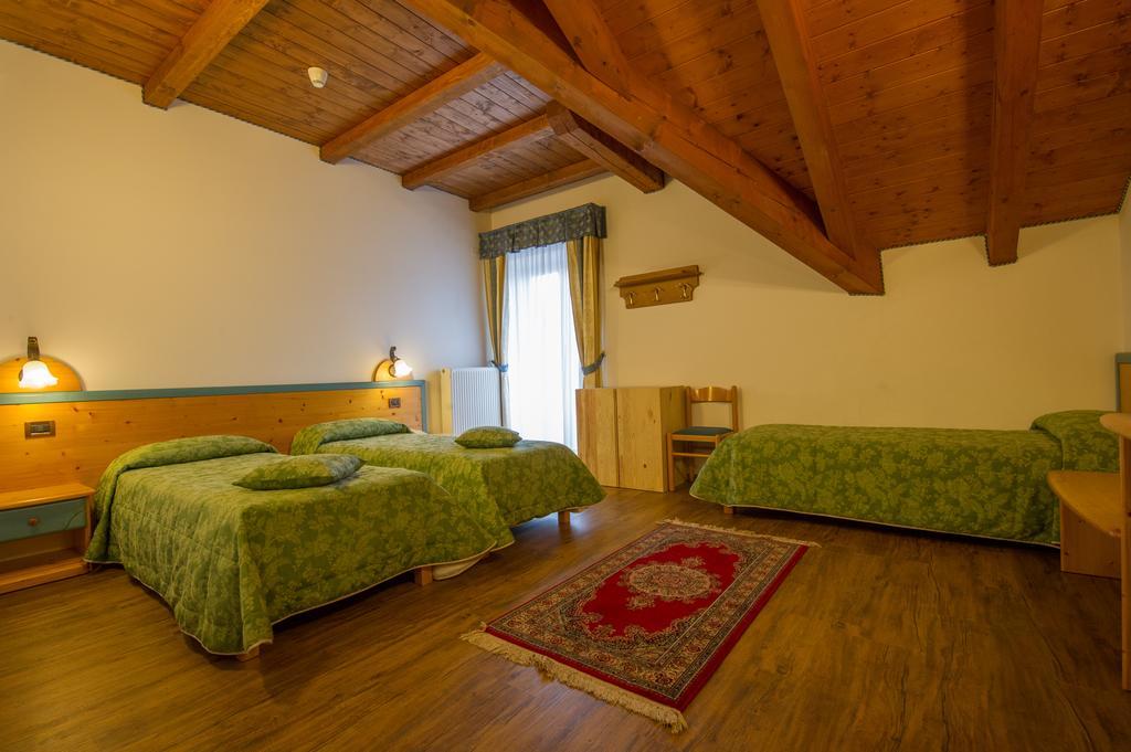 La Torretta Hotel Passo del Tonale Exterior photo